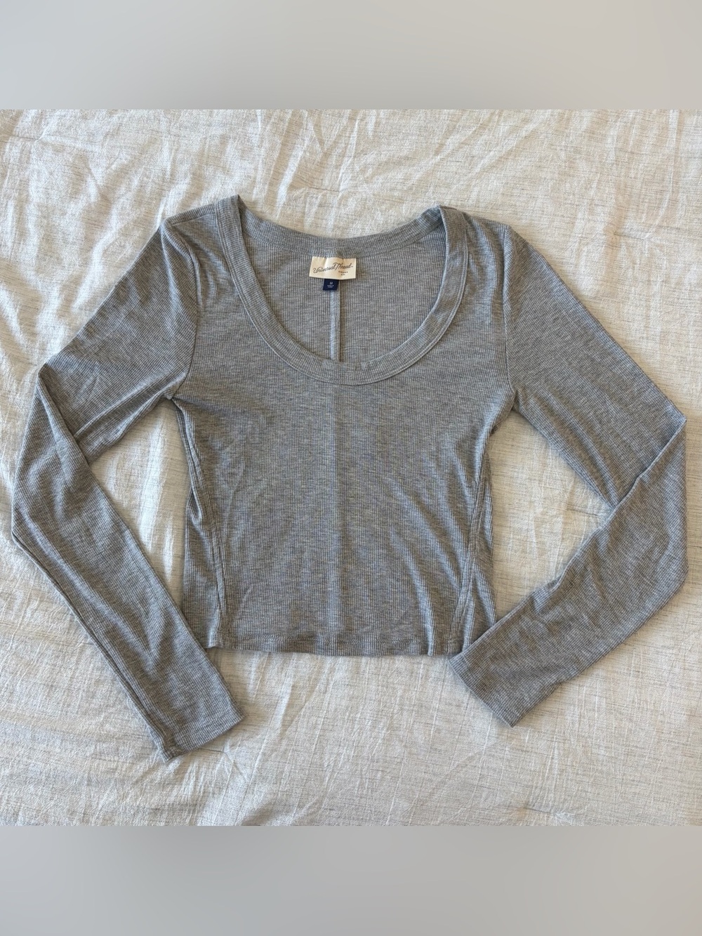 Gray Ribbed Scoop Neck Long Sleeve Top